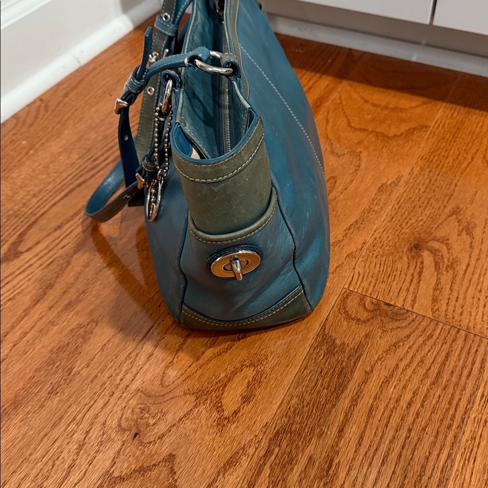 Vintage COACH leather handbag - Picture 5 of 13